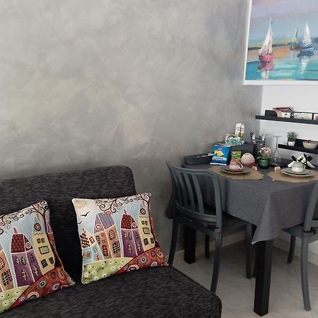 Casa Melo Acomodação com café da manhã Ciampino Exterior foto